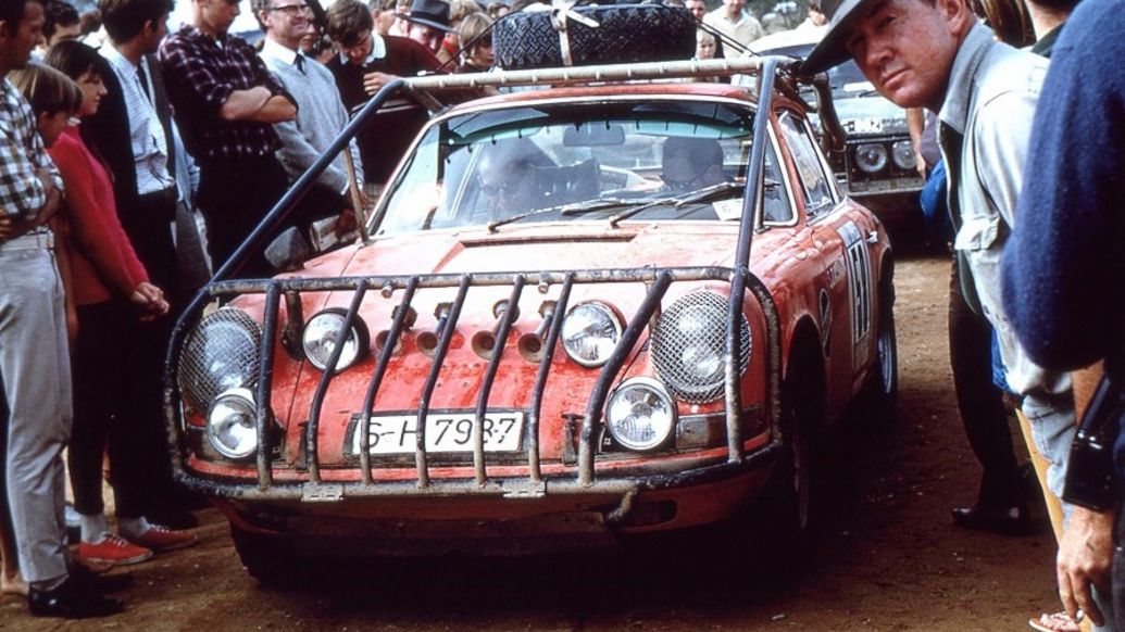 Cage Fighter - 1968 London-Sydney Rally Porsche restored - Porsche